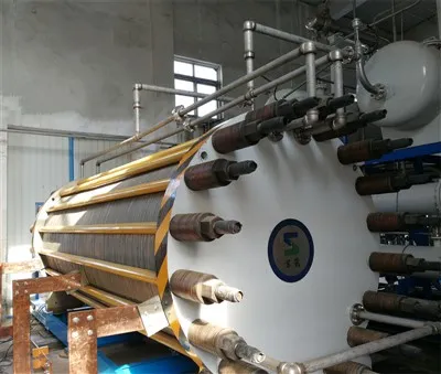 Устройство для генерации водорода